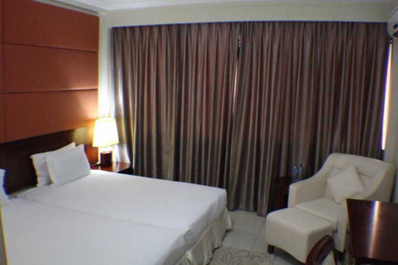 Royal Nick Hotel Lashibi المظهر الخارجي الصورة