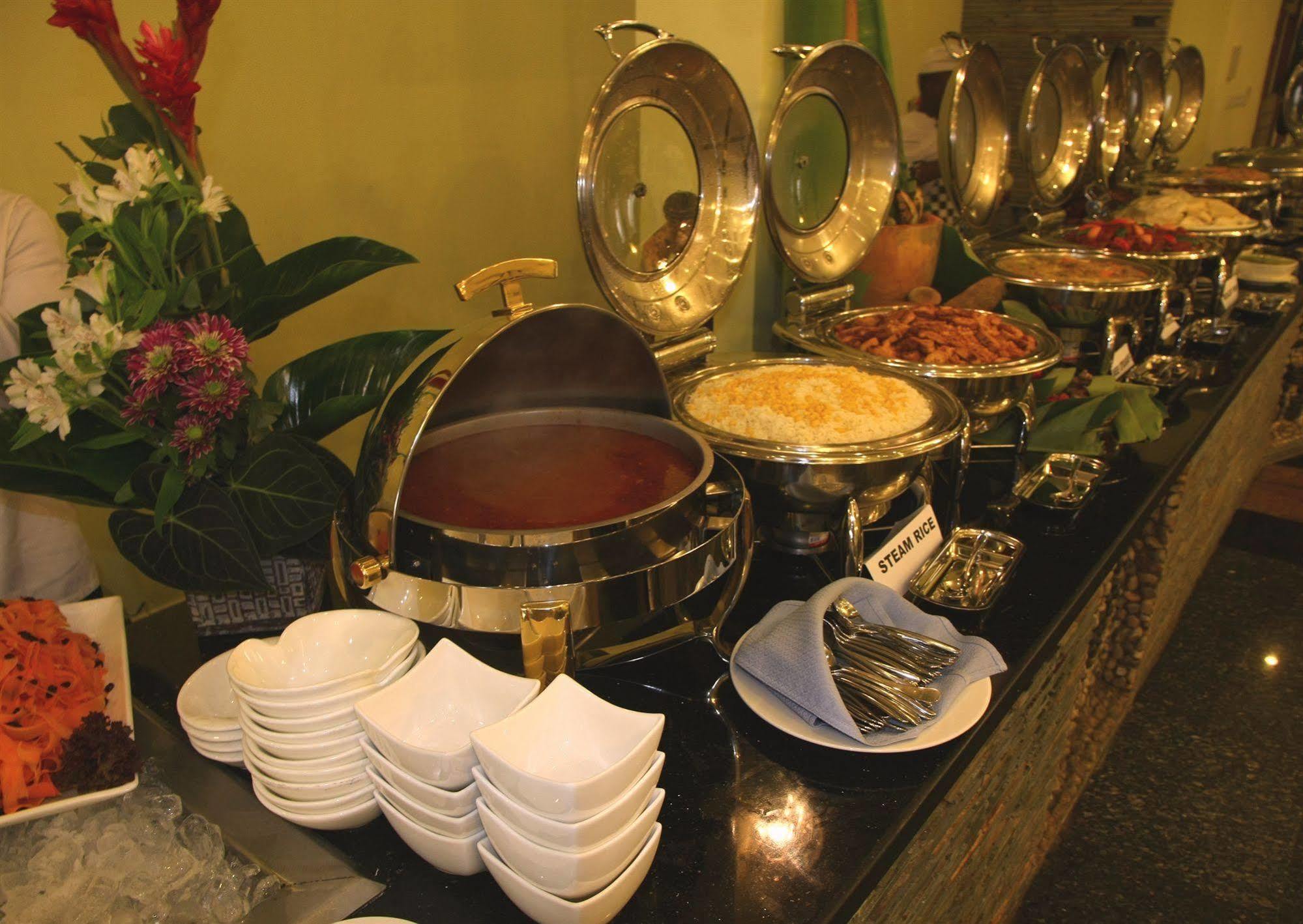 Royal Nick Hotel Lashibi المظهر الخارجي الصورة