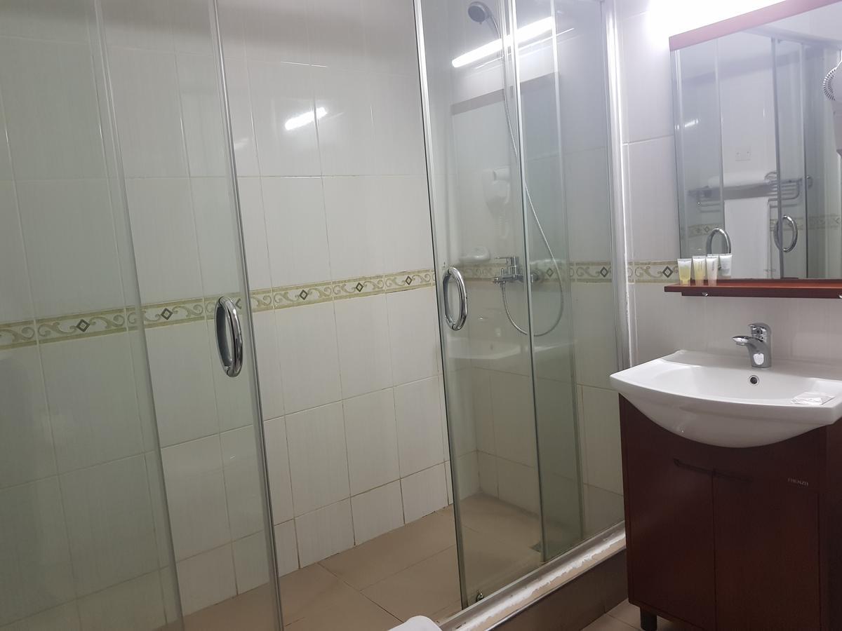 Royal Nick Hotel Lashibi المظهر الخارجي الصورة