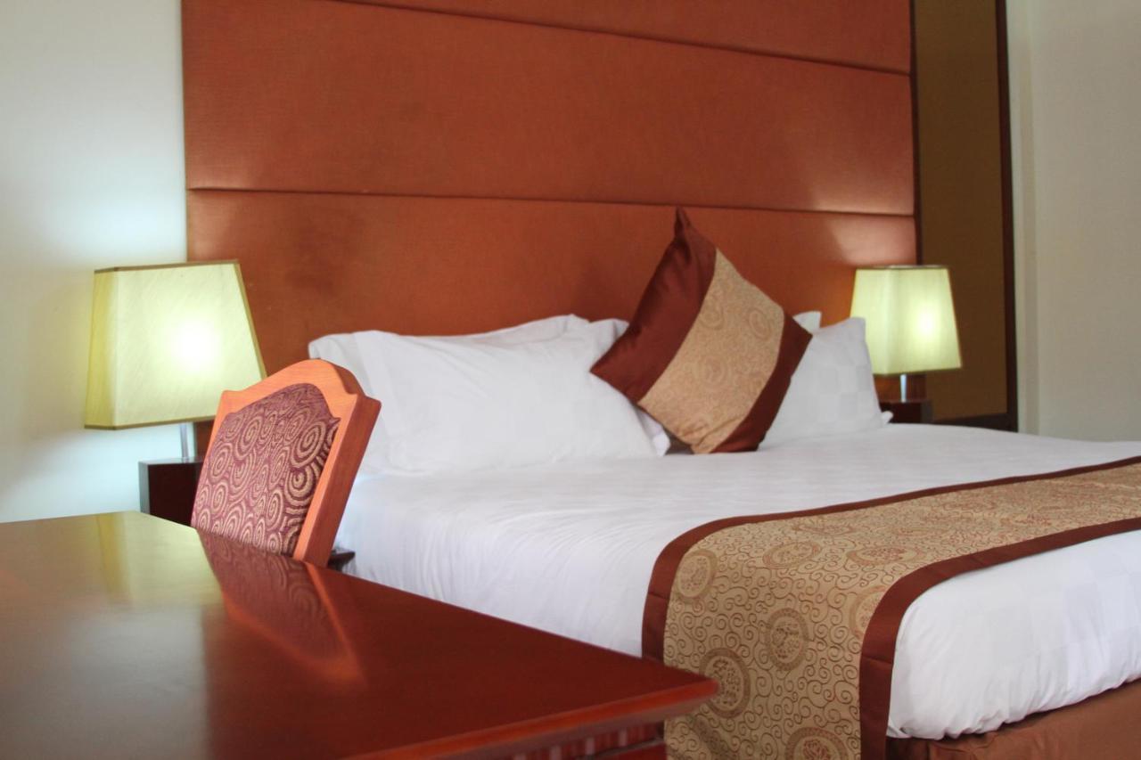 Royal Nick Hotel Lashibi المظهر الخارجي الصورة
